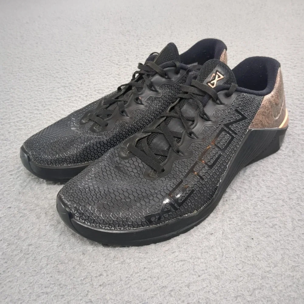 Nike Metcon 5 Shoes Womens Size 10 Black Copper Cross Training Gym AT3145-060